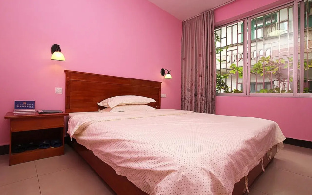 Yangshuo Travellers Land Youth Hostel