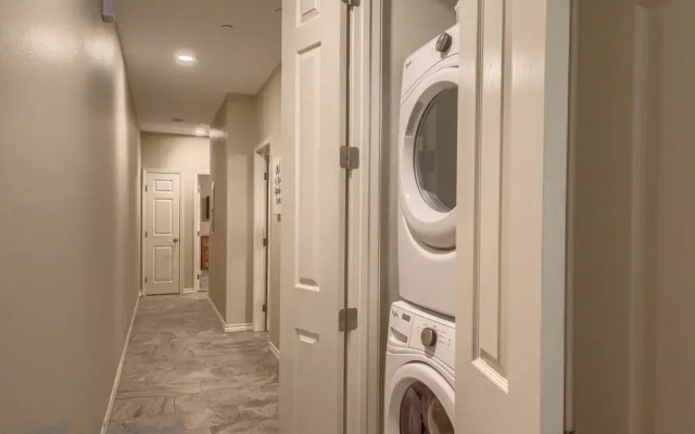 Lazy Daze RG210 - 3 Br Condo