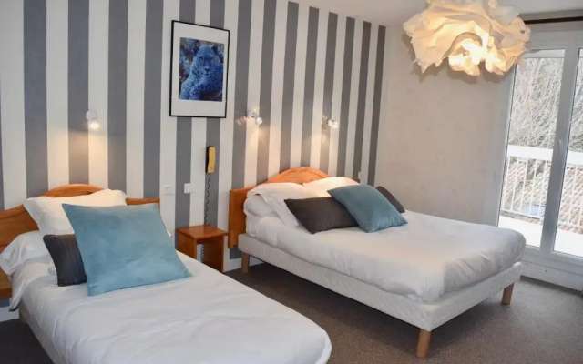 Hôtel et Appartements Les Platanes