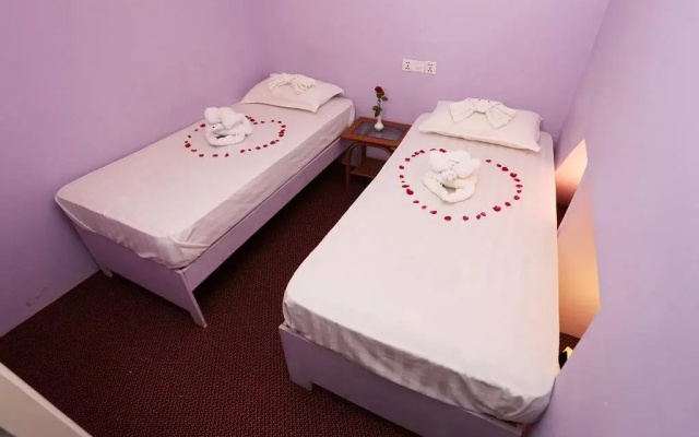 New 1415 China Town Guest House