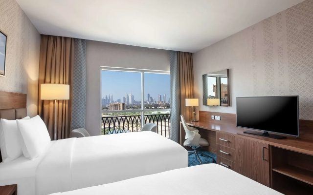 Отель DoubleTree by Hilton Dubai Al Jadaf