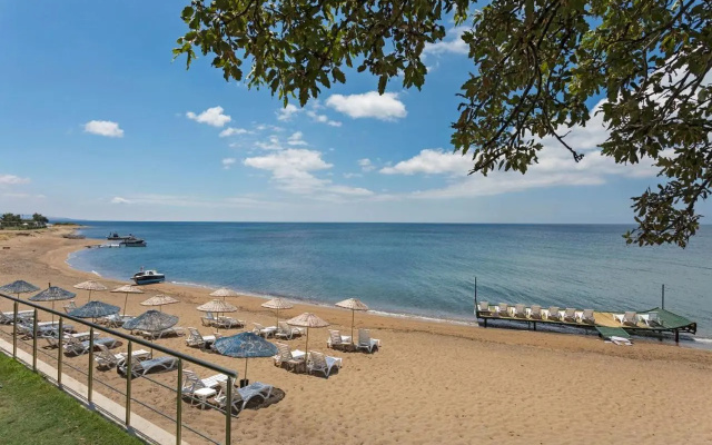Troas Beach Hotel