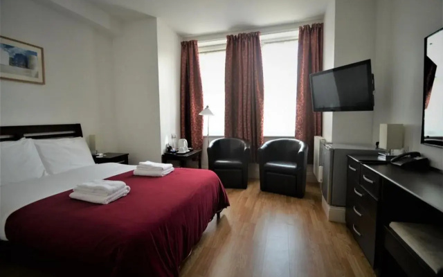 Gateway Hotel