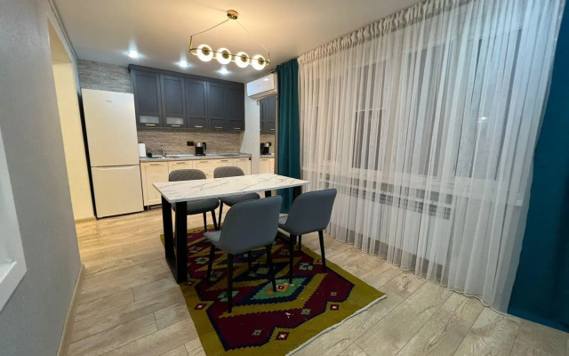 Riviera Caspian (Ривьера Каспия) на проспекте Имама Шамиля