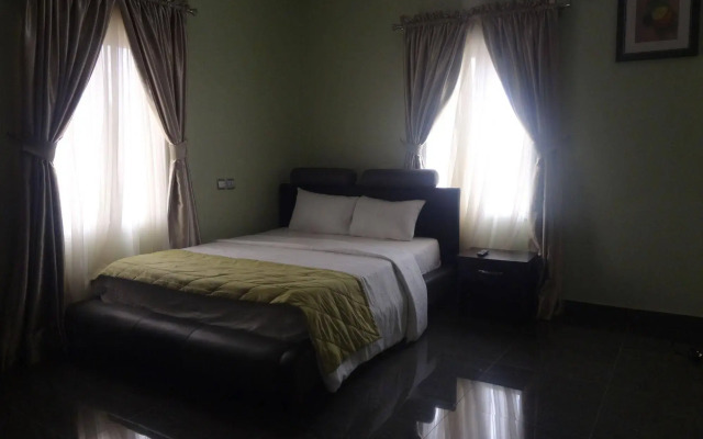 Kings Avenue Apartments