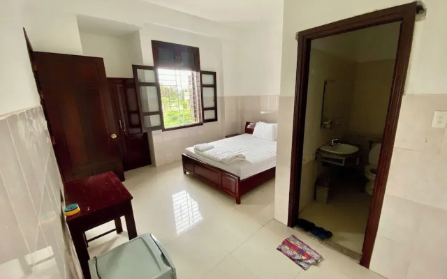 OYO 1296 Phu Loc Xuan Hotel Danang