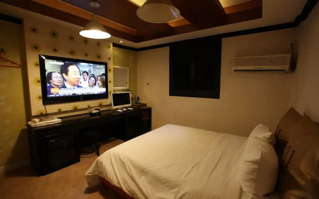 Theme 21 Motel