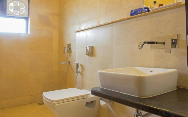 OYO Premium Embassy Hingna Road