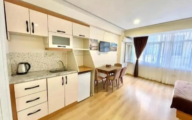 N-Y Suites
