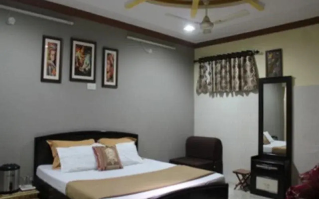 Rajeshwari Resort