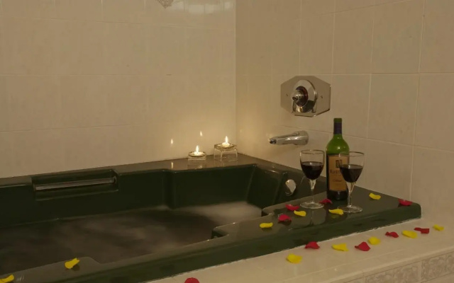 Americas Best Value Inn & Suites - Wine Country