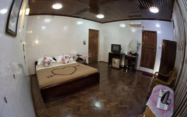 Mann Myanmar Inn