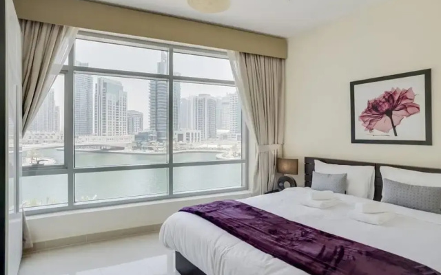 Modern Apartment in Dubai Marina Amazing Pool!