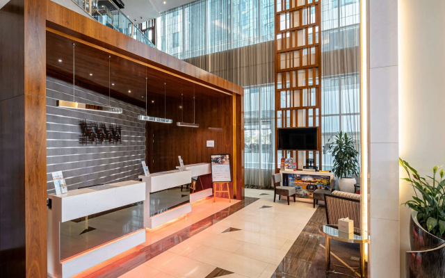 Отель Ramada by Wyndham Dubai Barsha Heights