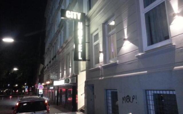 Отель City Hotel Германия, Гамбург - отзывы, цены и фото номеров - забронировать отель City Hotel онлайн вид на фасад