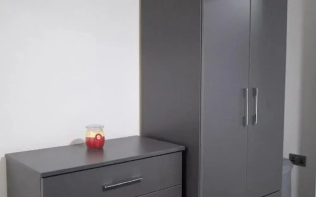 Stylish Apartment in Worcester by the City Centre