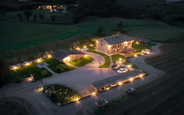 Paradiso Di Cacuci - Traditional Tuscan Vineyard & Villa