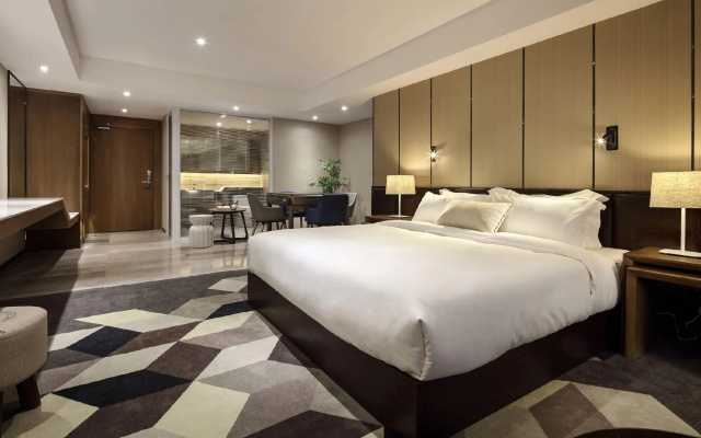 IU Hotel Chongqing Longtou Temple North Railway Station