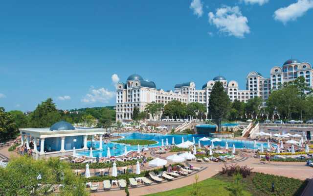 Club Hotel Riu Helios Paradise - All inclusive бассейн