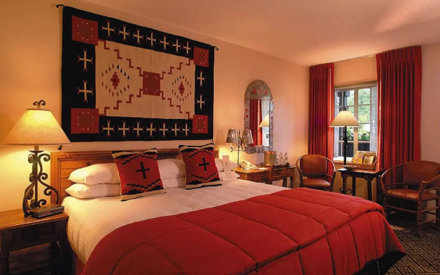 Inn of the Governors