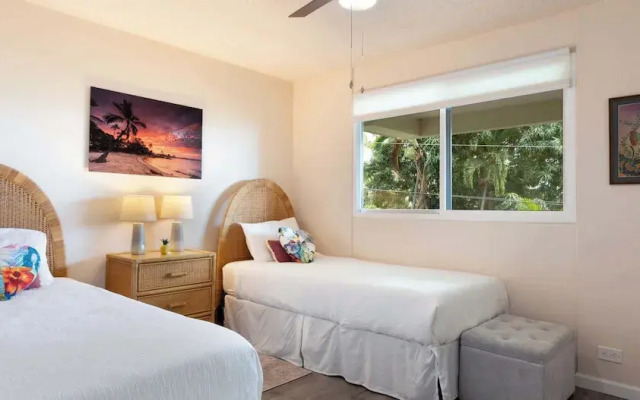 Oceanfront Condo 117 in Kailua-kona