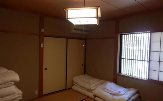 Yuwaku Guesthouse - Hostel