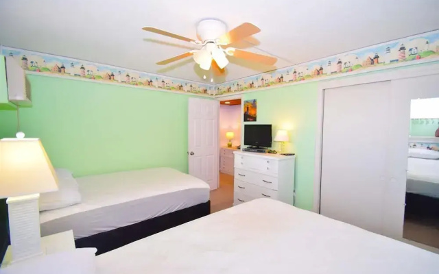 Beachmark 3F - 1 Bedroom Condo by RedAwning