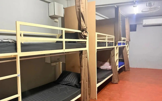 Y&D Hostel