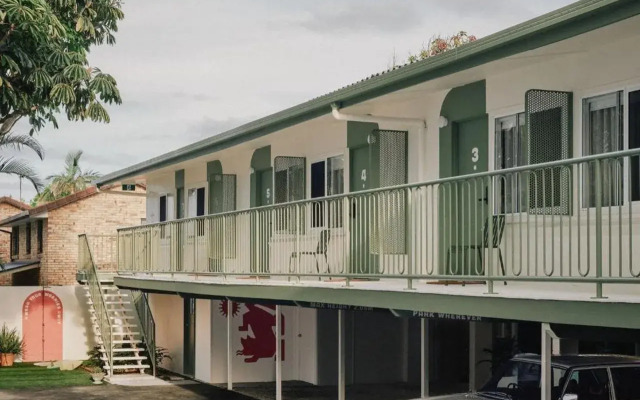 The Cheshire Cat Motel