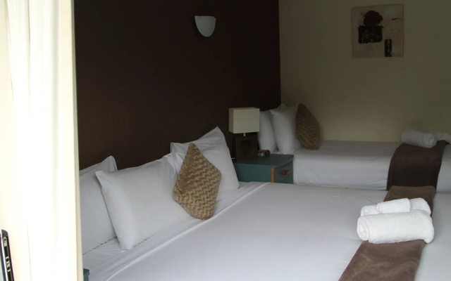 Woodlands Motel & Conference Venue