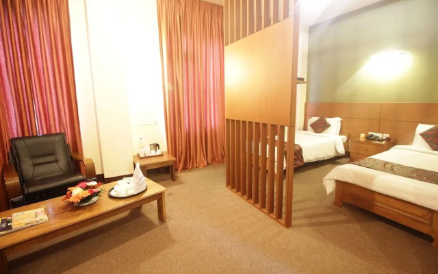 Suhim Portico Hotel & Resort