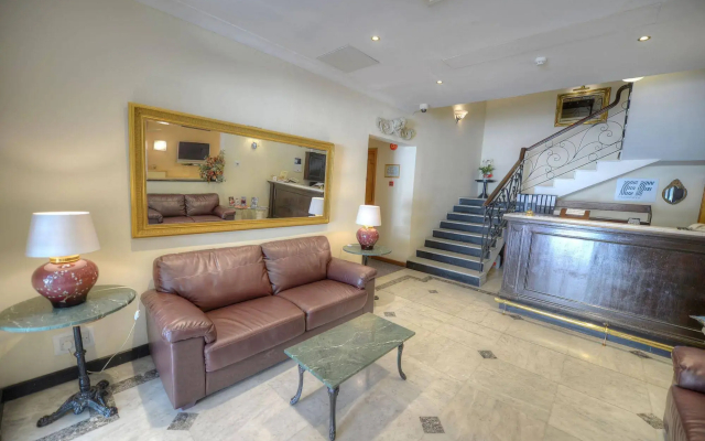 Allegro Hotel