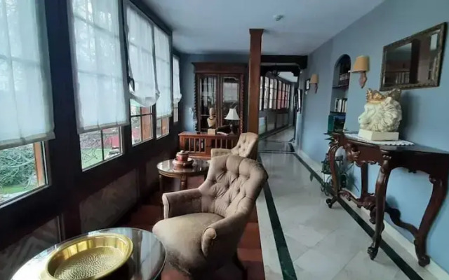 Apartamentos Turísticos El Nogal