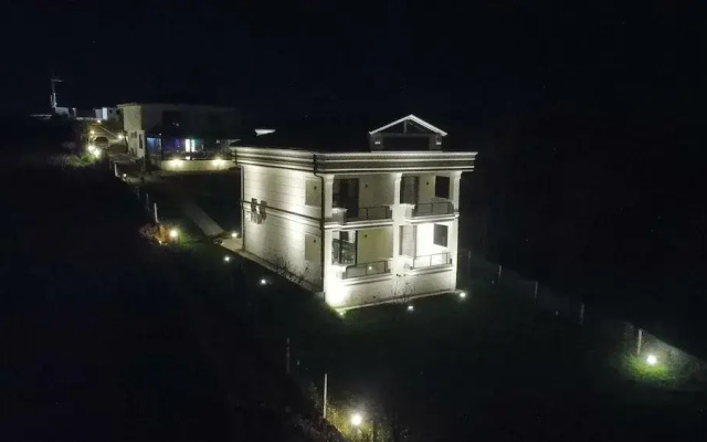 The Reference Club Restaurant & Accommodation