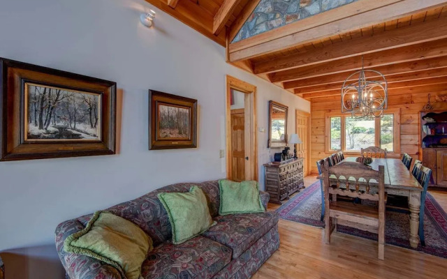 Boles Lodge