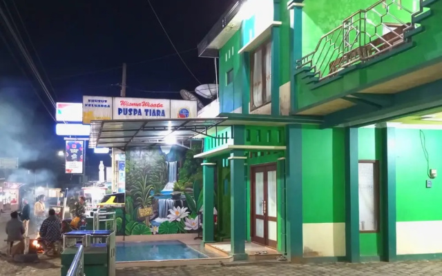 Puspa Tiara Syari Guci Mitra RedDoorz