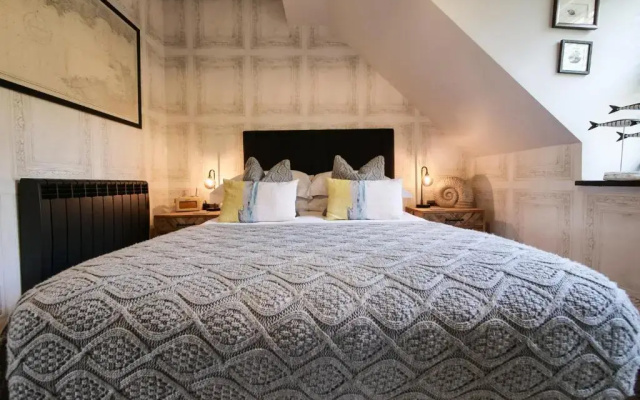 Padstow Escapes - Teyr Luxury Penthouse Apartment