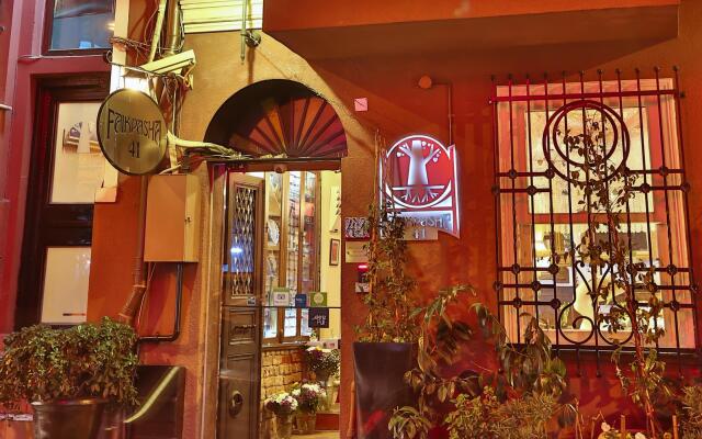 Отель Faik Pasha Hotels Стамбул вид на фасад