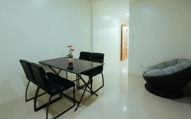 Ljenj Apartelle by OYO Rooms