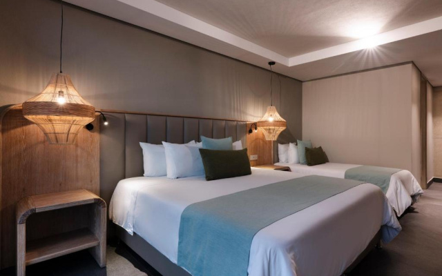 OZ Hotel Collection