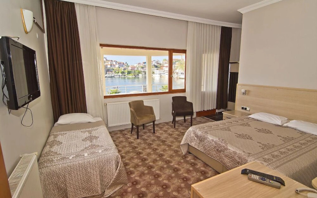 Ozgun Otel