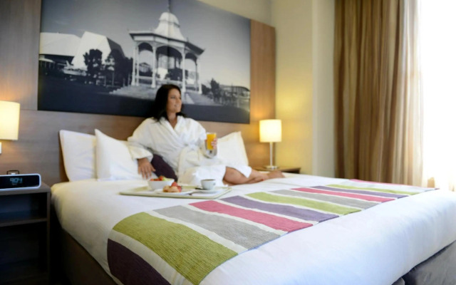 Grosvenor Hotel Adelaide by Accor