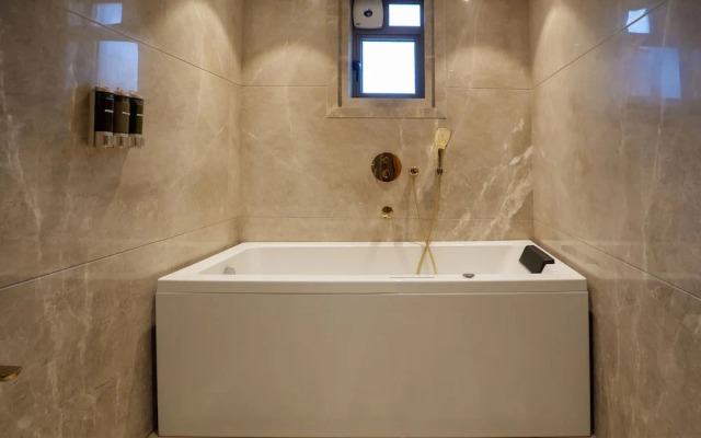 Melior Inn