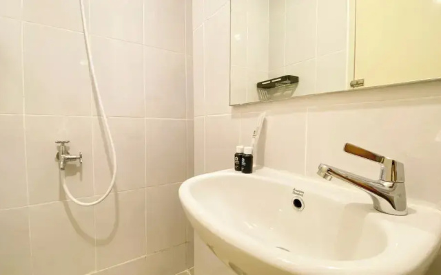 Comfy And Nice Studio Apartment Tokyo Riverside Pik 2