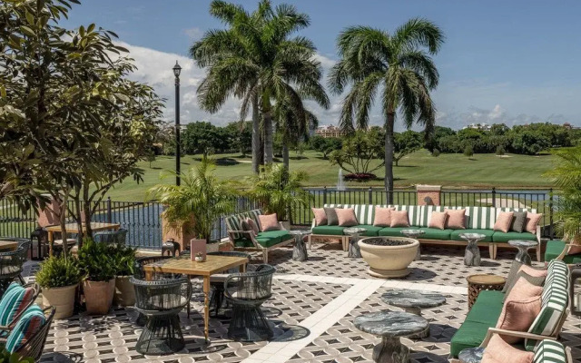 The Boca Raton, Bungalows