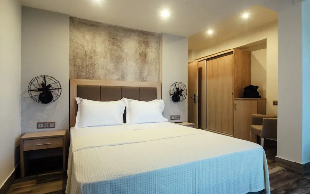 Psili Ammos Seaside Luxury Rooms