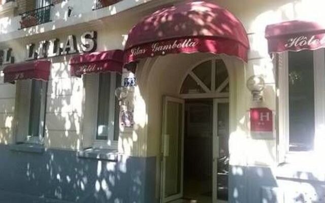 Отель Lilas Gambetta вид на фасад