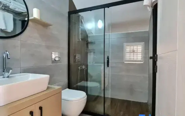 Moon Suites