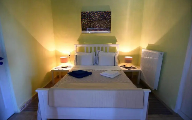 Poseidon Apartments & Villas By The Sea
