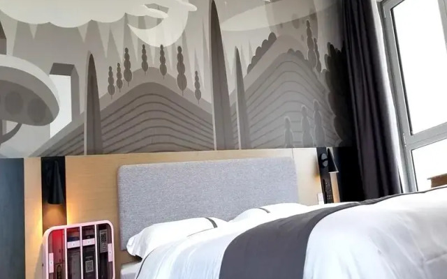 Thank Inn Hotel Shanxi Jinzhong Yuci District Wanda Plaza